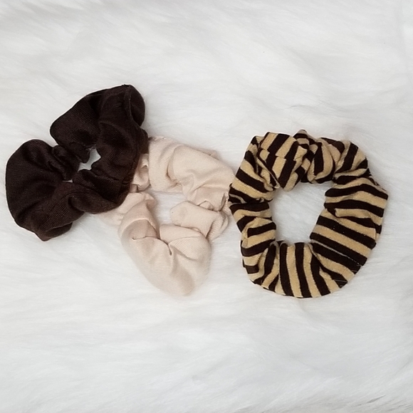 Assorted Scrunchie Set - Picture 4 of 4